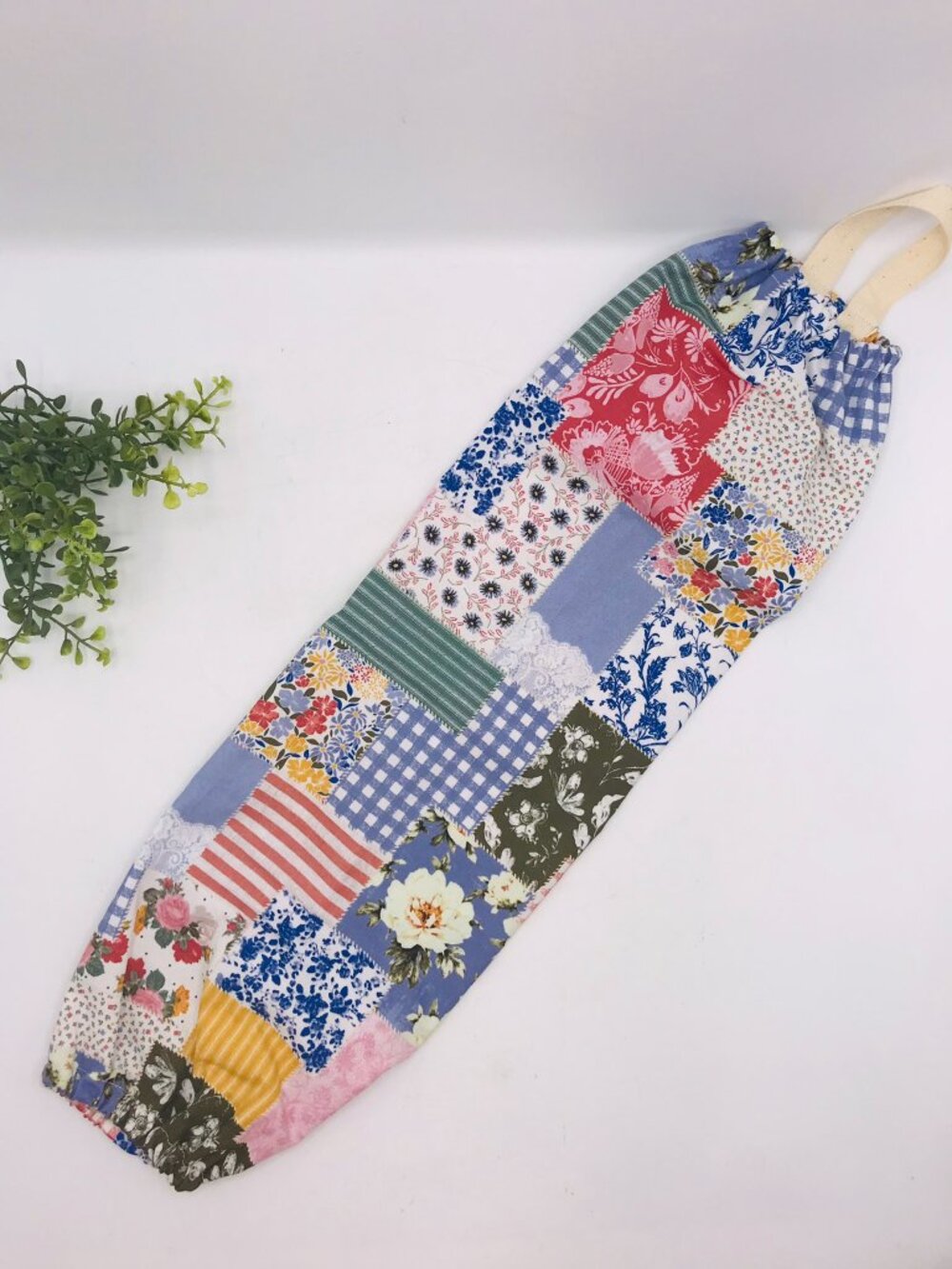Grocery Bag Holder: Plastic Bag Organizer, Patchwork Rose Prints Holds 25+ Bags